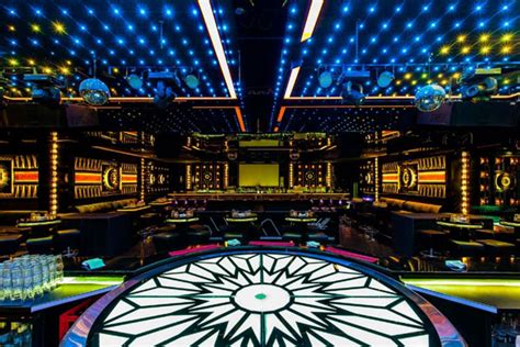 Mega Dance Center .